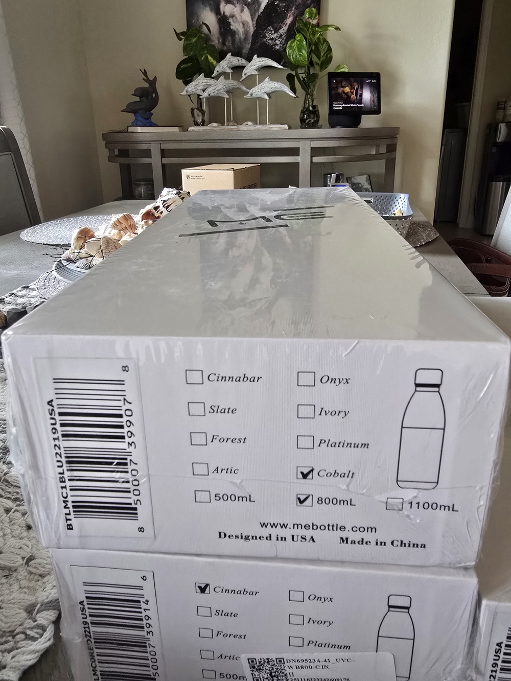 Insulated Water Bottle - With Charcoal UV Digital Top - Picture 3 of 8